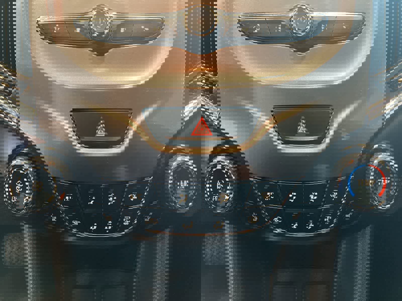 Used 2017 Chevrolet Cruze LT w/ Convenience Package image 19