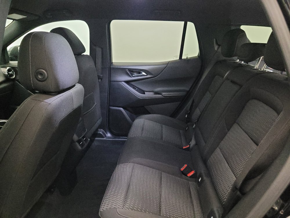 Used 2025 Chevrolet Equinox LT FWD image 18