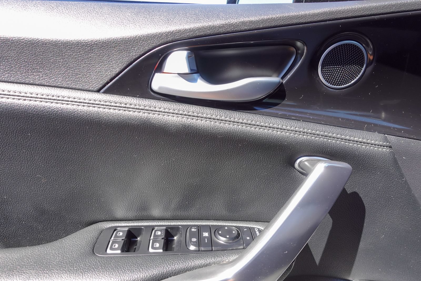 Used 2022 Kia Stinger GT-Line RWD image 15