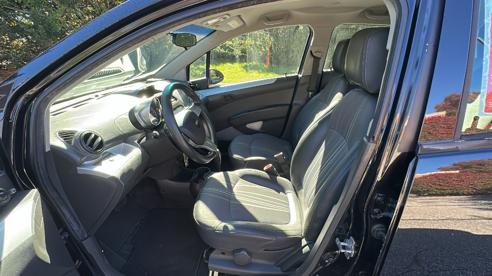 Used 2015 Chevrolet Spark LS FWD image 11