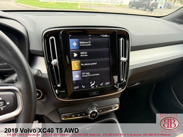 Used 2019 Volvo XC40 T5 Momentum image 17