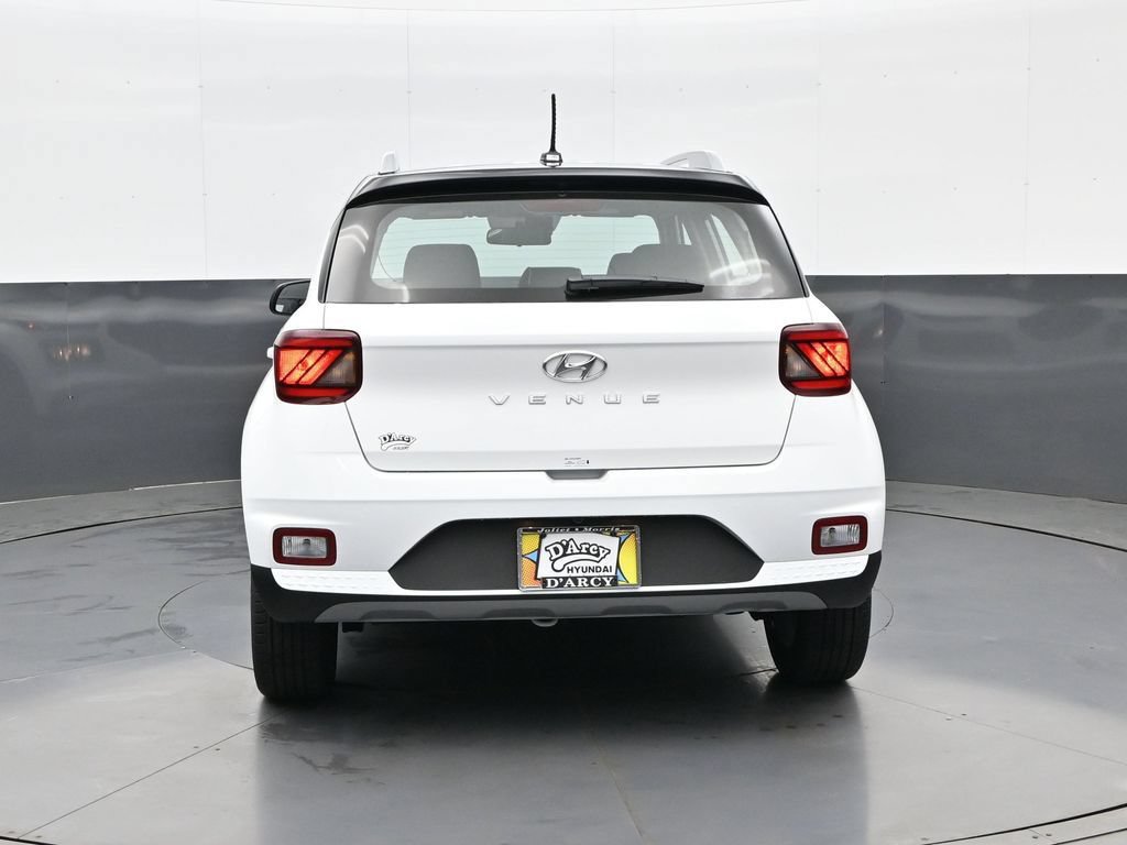 New 2026 Hyundai Venue SEL FWD image 6