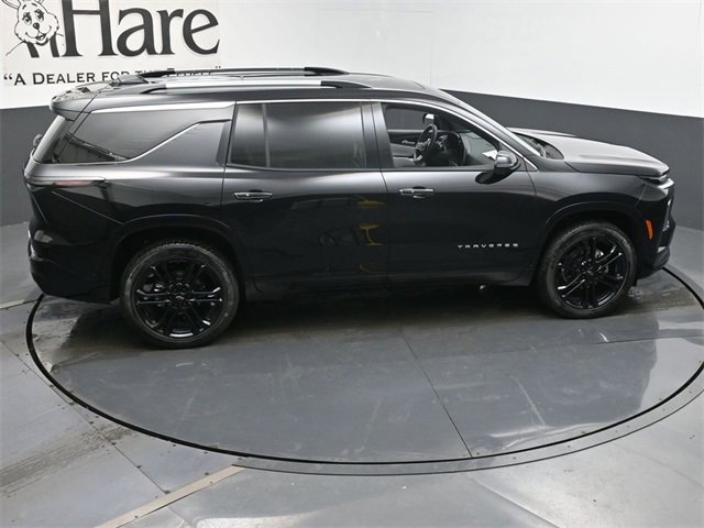 New 2025 Chevrolet Traverse High Country w/ LPO, Floor Liner Package image 18