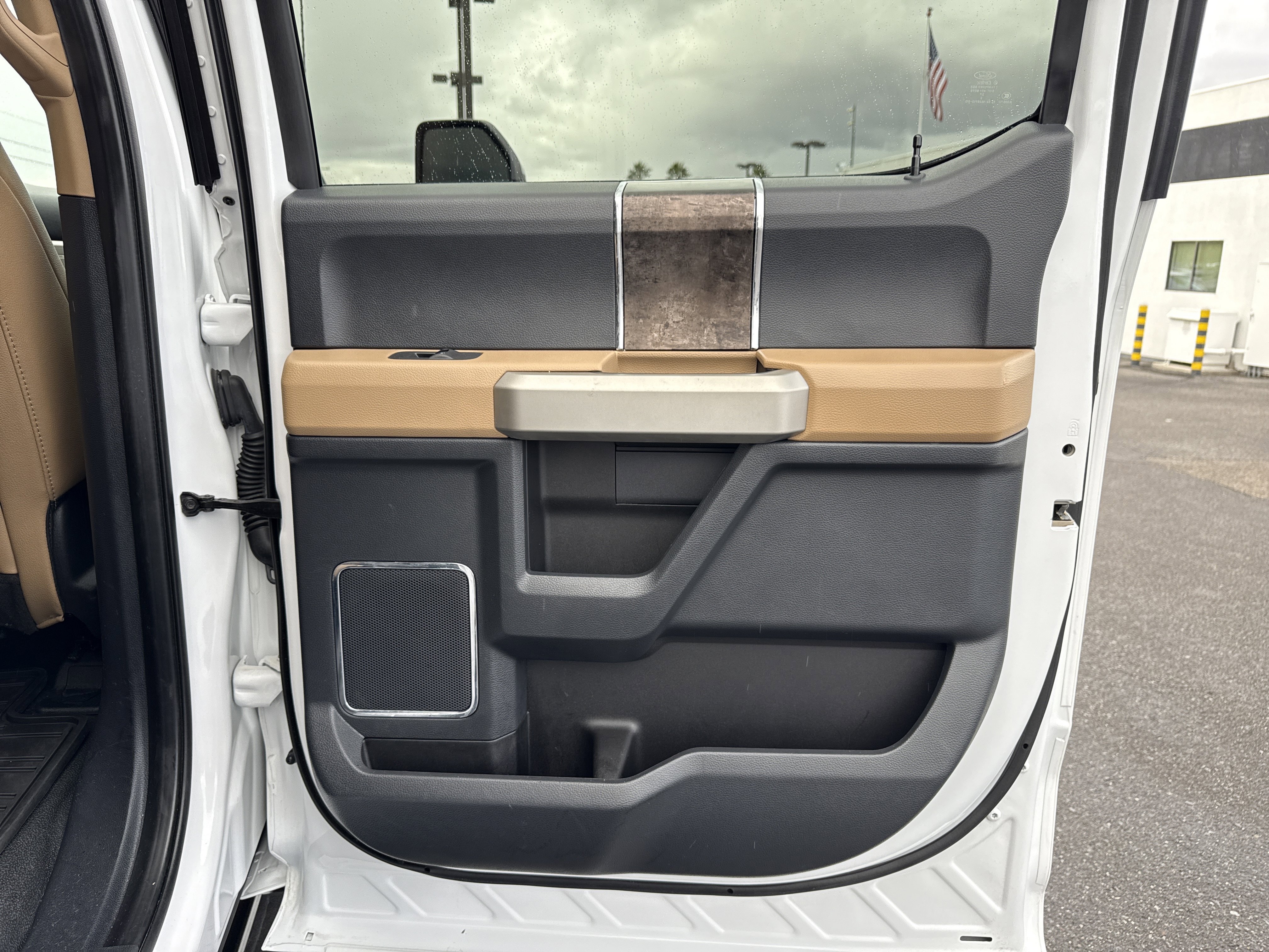 Used 2022 Ford F250 Lariat w/ Lariat Ultimate Package image 54