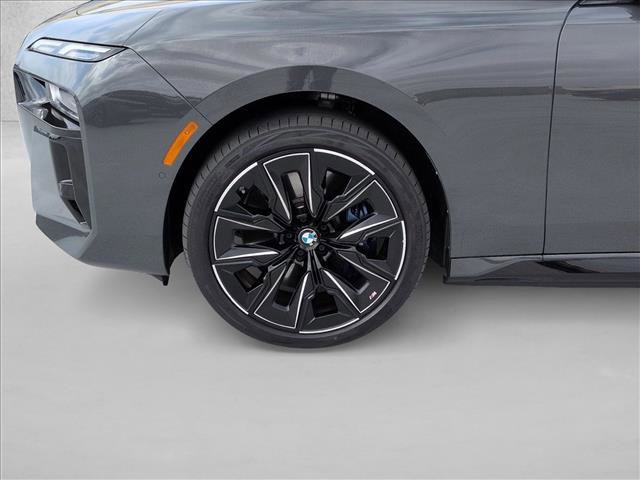 Used 2023 BMW i7 xDrive60 AWD/4WD image 26