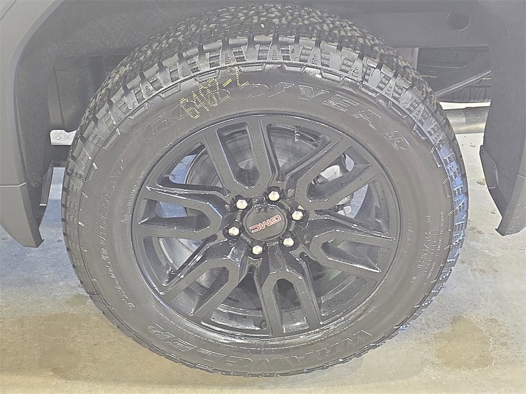 New 2026 GMC Sierra 1500 Elevation image 32