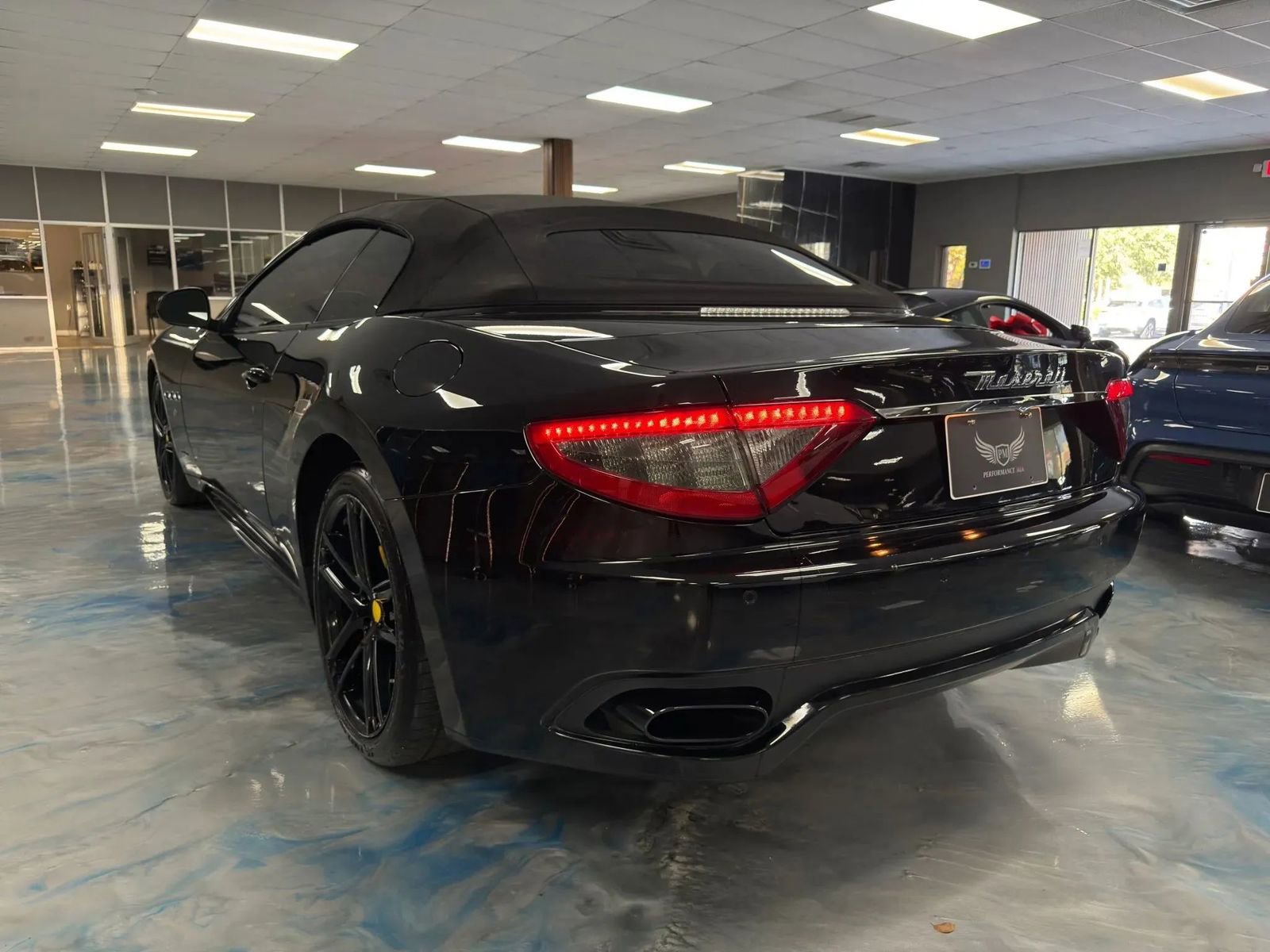 Used 2015 Maserati GranTurismo Sport RWD image 5