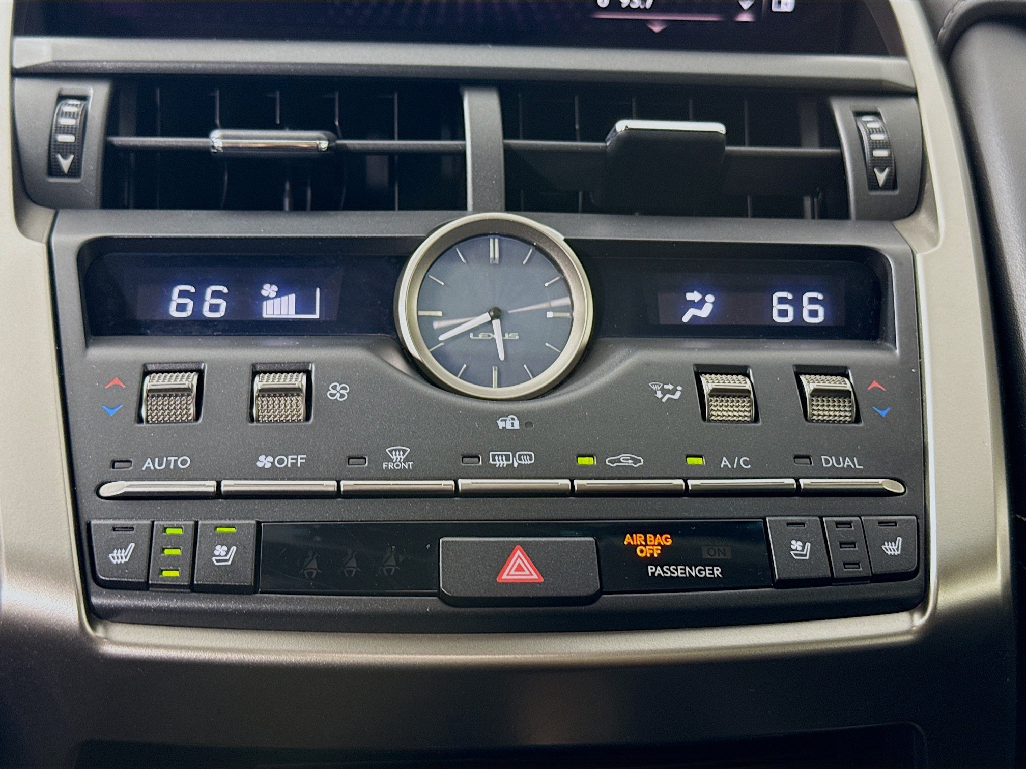Used 2018 Lexus NX 300 AWD w/ Premium Package image 18