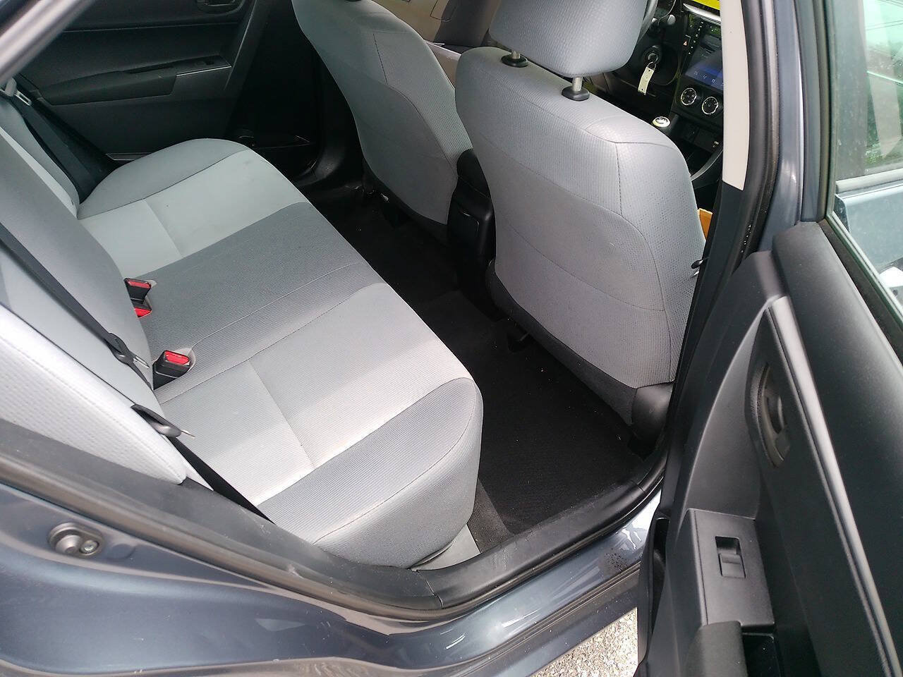 Used 2014 Toyota Corolla L FWD image 23