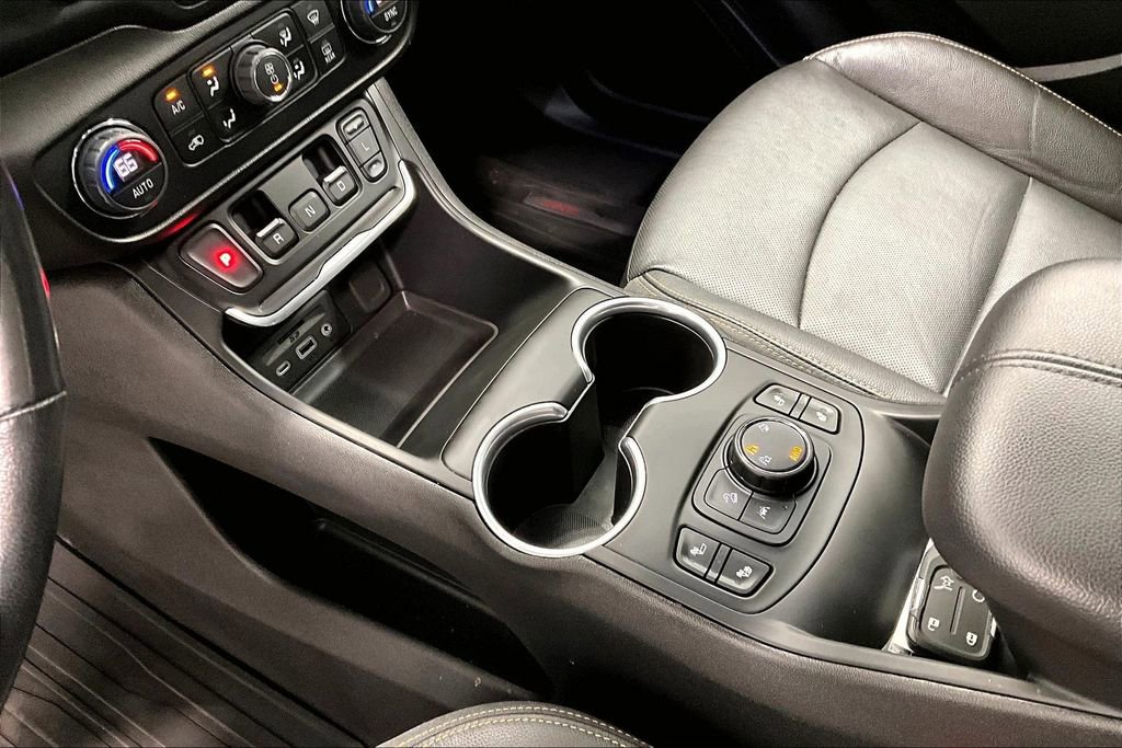 Used 2020 GMC Terrain SLT w/ Preferred Package image 17