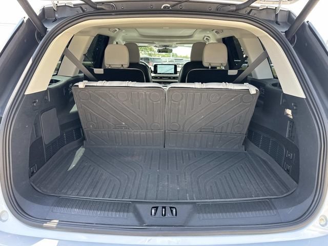 Used 2025 Lincoln Aviator Reserve RWD image 13