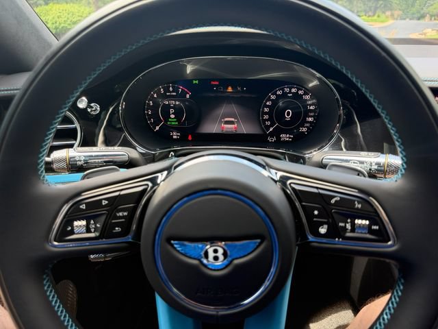Used 2025 Bentley Flying Spur Plug-In Hybrid AWD/4WD image 26