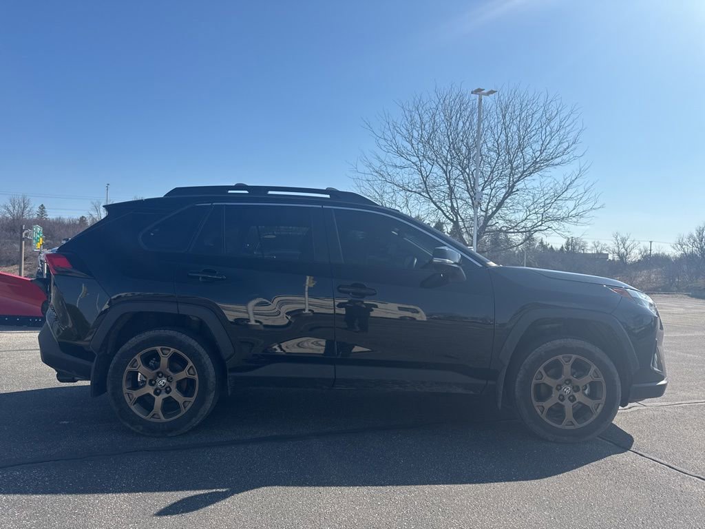 Used 2023 Toyota RAV4 AWD Hybrid image 3