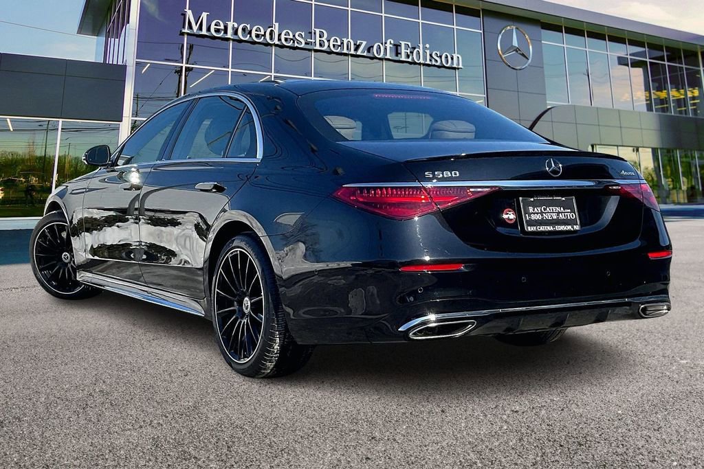 New 2026 Mercedes-Benz S 580 4MATIC Sedan image 3