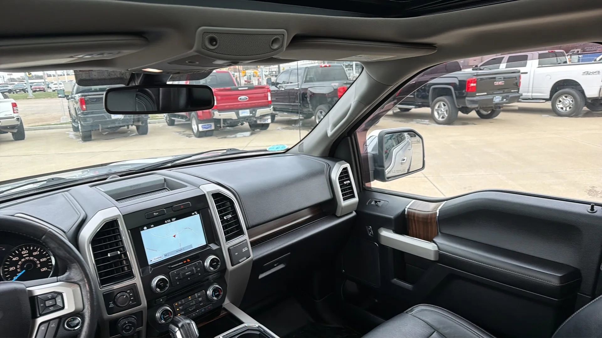 Used 2017 Ford F150 Lariat w/ Equipment Group 502A Luxury image 63