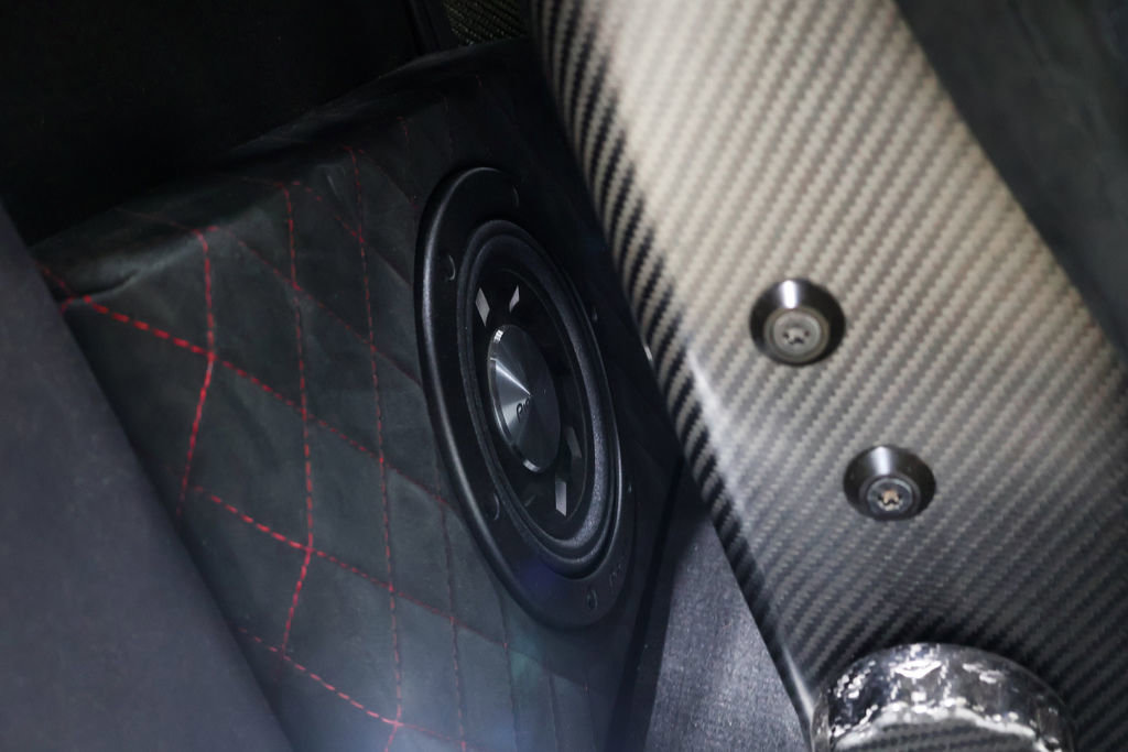 Used 2006 Ford GT RWD image 52
