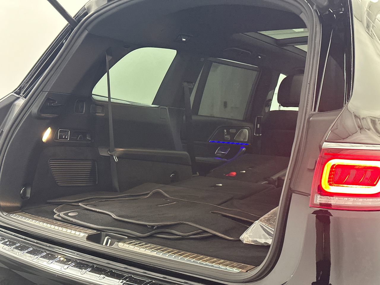 Used 2023 Mercedes-Benz GLS 580 4MATIC image 7