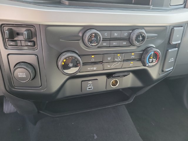 New 2024 Ford F350 XLT w/ XLT Value Package RWD image 23