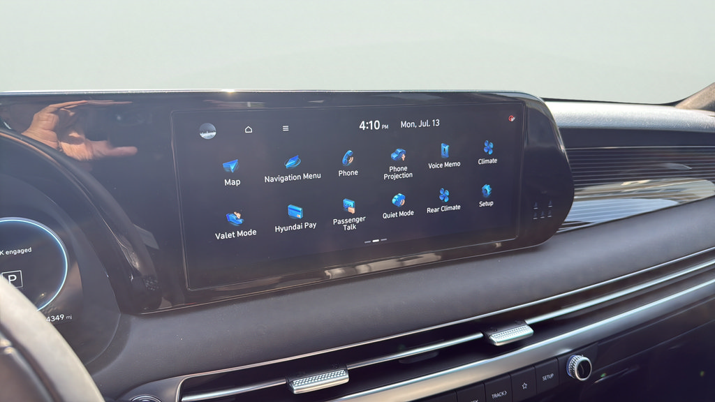 Used 2024 Hyundai Palisade Calligraphy AWD/4WD image 16