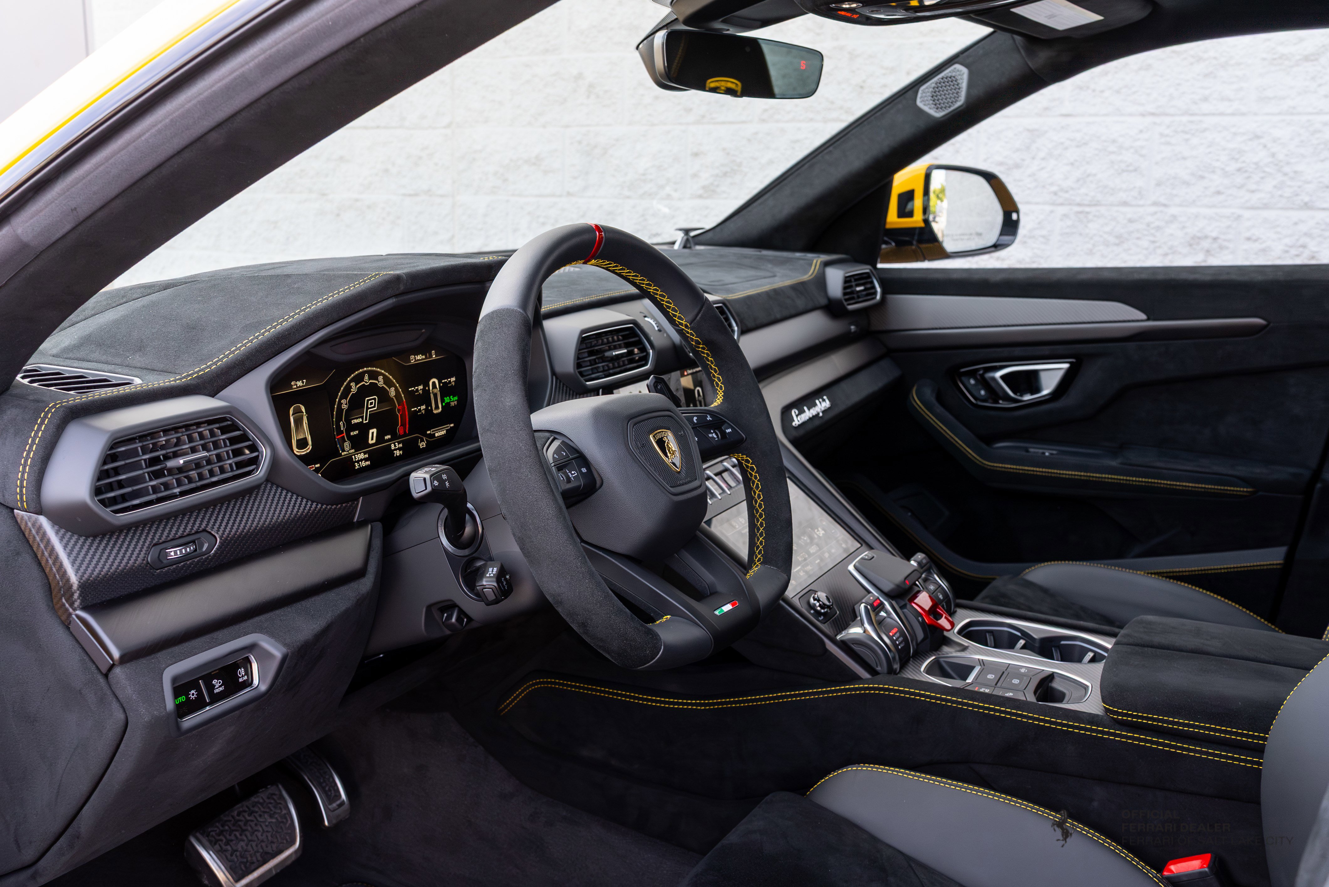 Used 2024 Lamborghini Urus Performante image 22