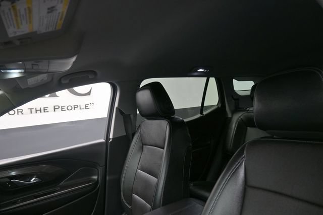 Used 2023 GMC Terrain SLT FWD image 17