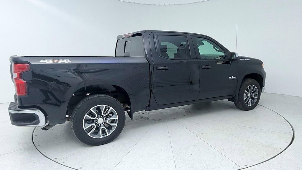 Certified 2023 Chevrolet Silverado 1500 LT w/ Leather Package image 7