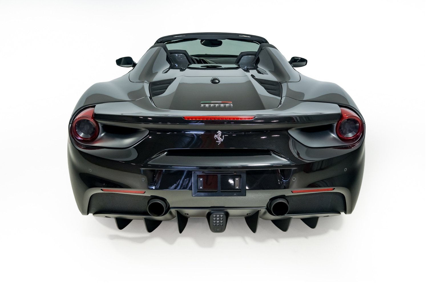 Certified 2017 Ferrari 488 Spider RWD image 17