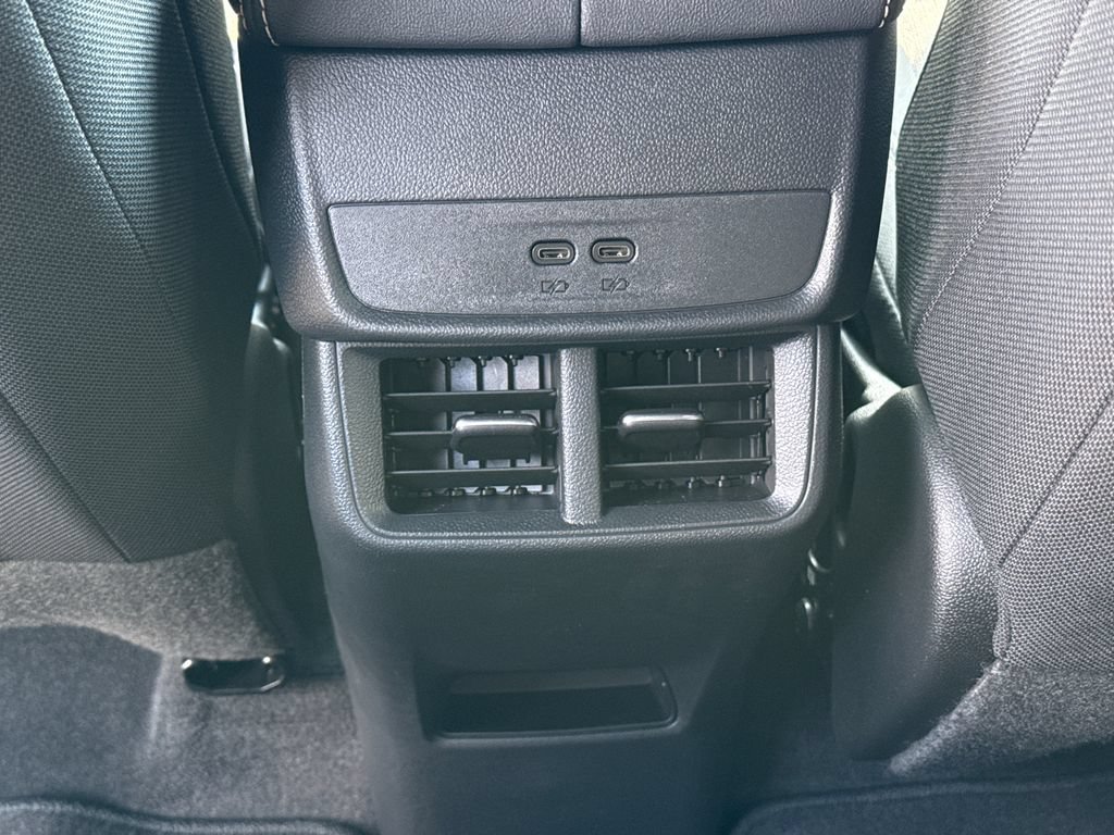 New 2027 GMC Terrain Elevation w/ Technology Package II AWD/4WD image 28