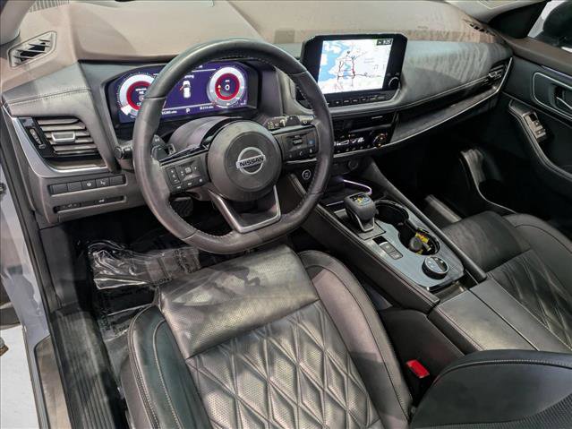 Used 2021 Nissan Rogue Platinum image 10