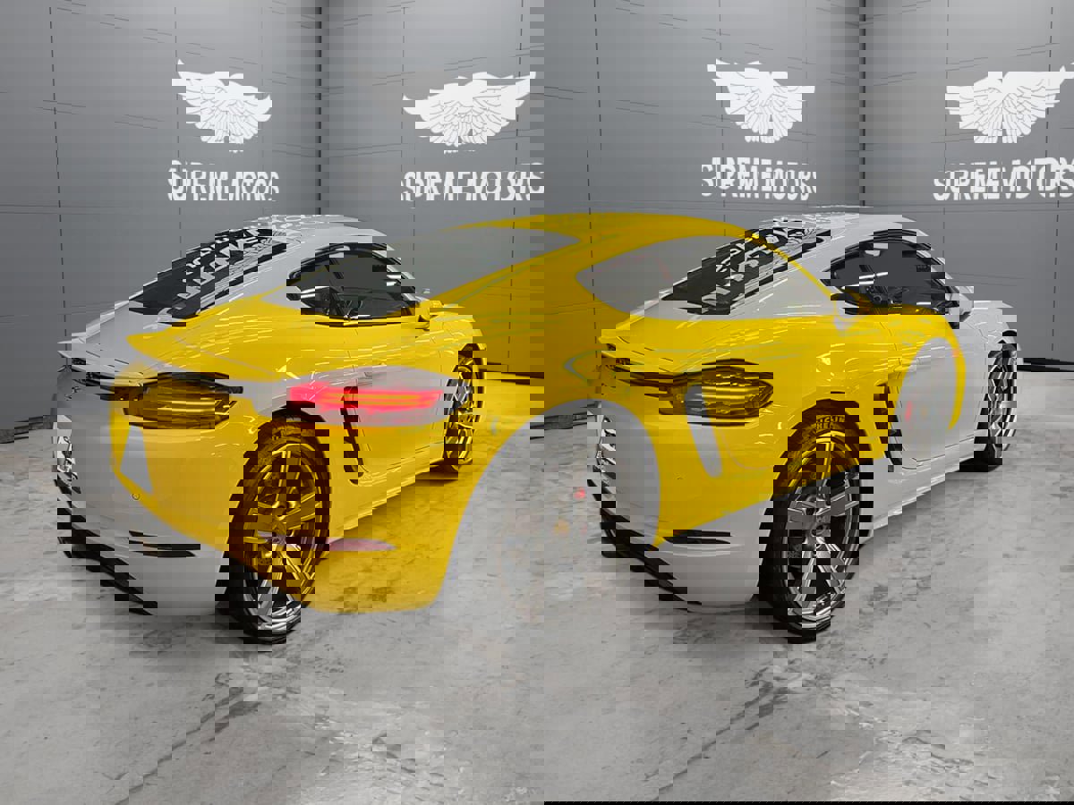 Used 2020 Porsche 718 Cayman S image 3