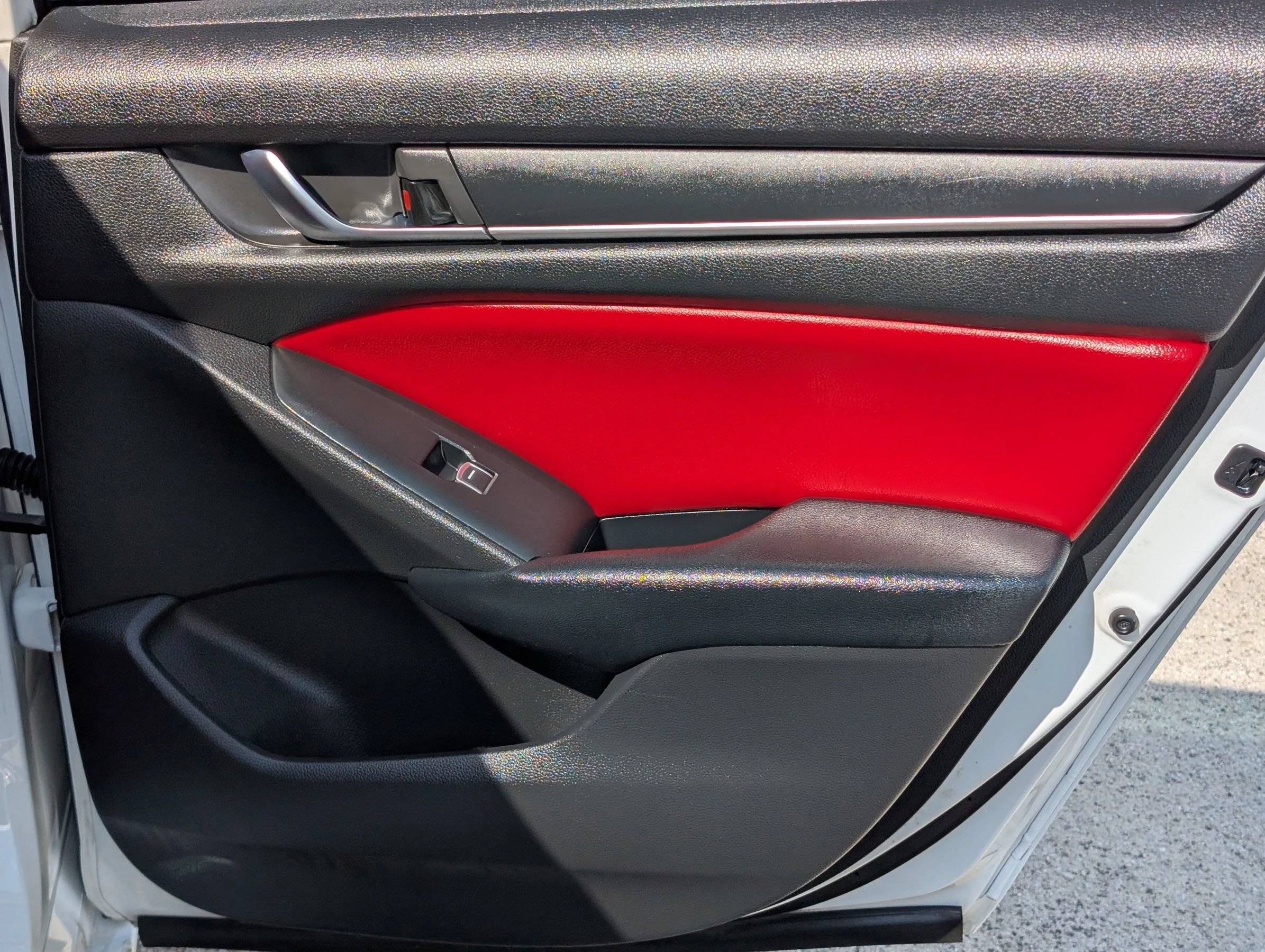 Used 2018 Honda Accord Sport image 34