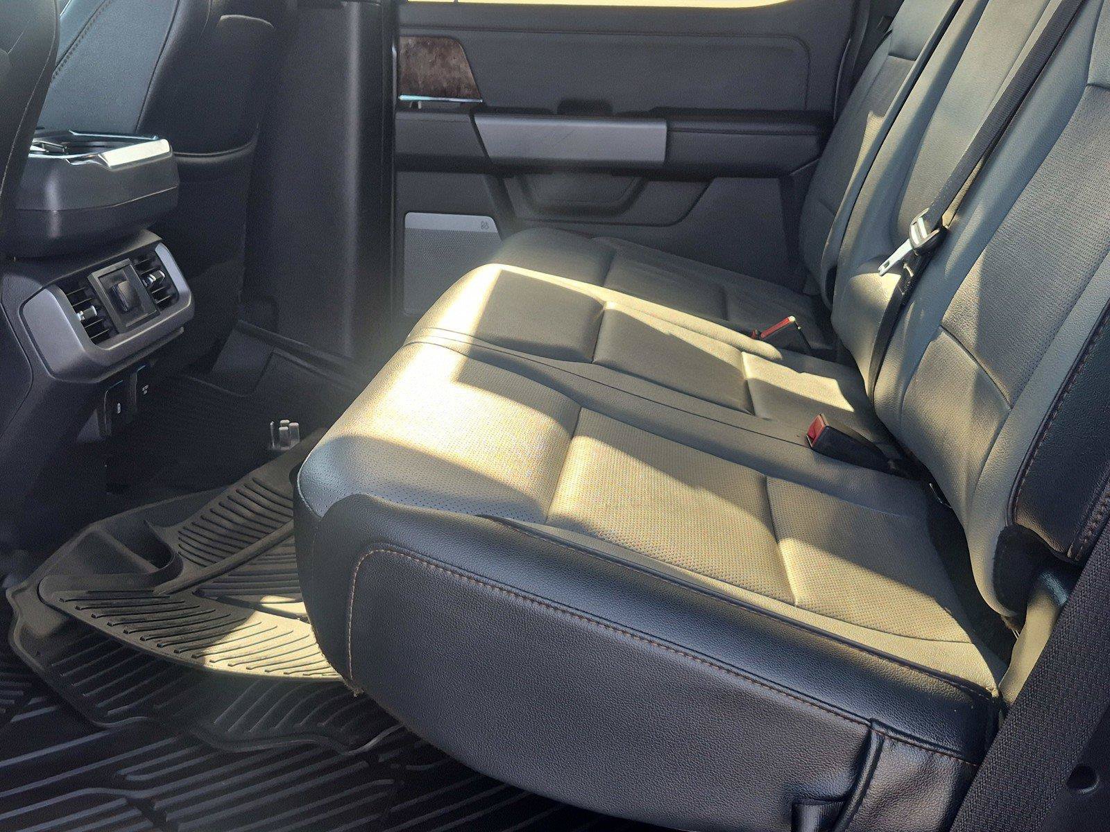 Used 2022 Ford F150 Lightning Lariat AWD/4WD image 16