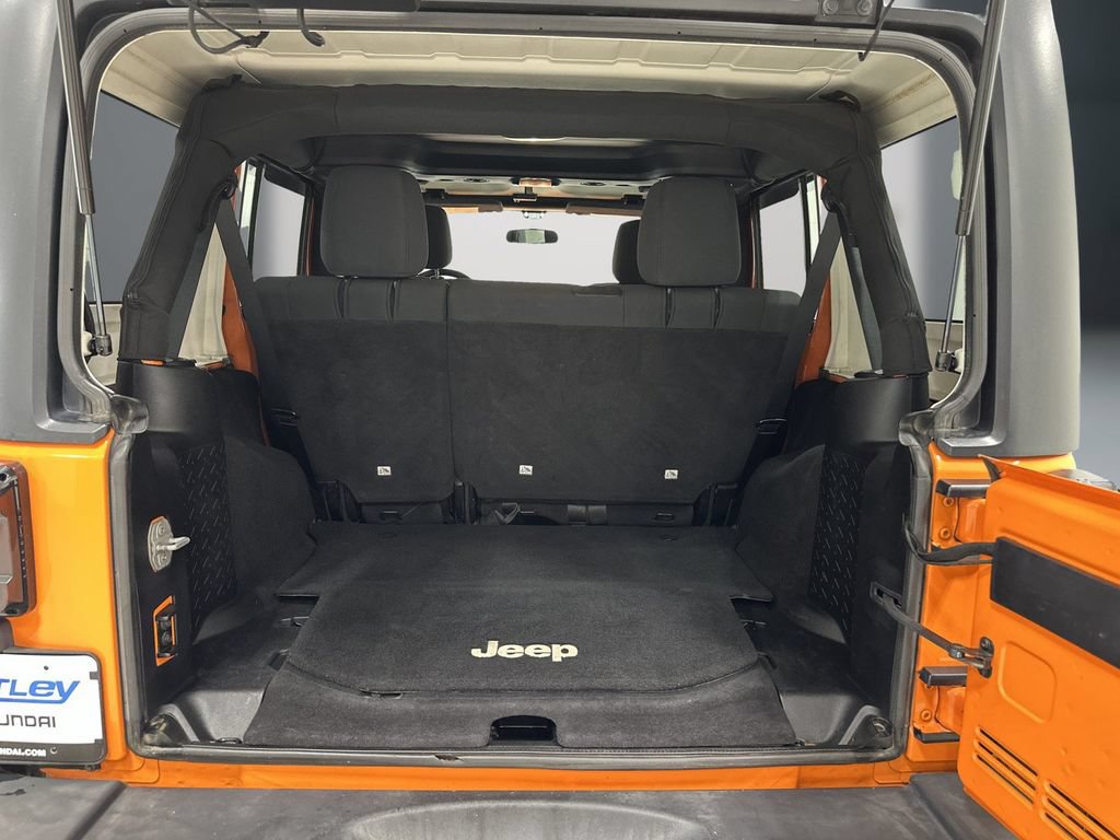 Used 2012 Jeep Wrangler Unlimited Sport AWD/4WD image 12