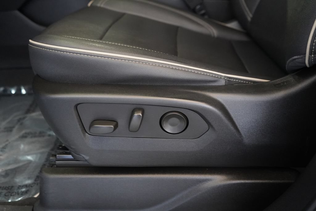 Used 2023 Chevrolet Tahoe Premier RWD image 16