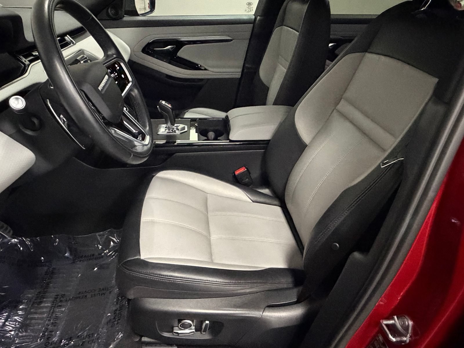 Used 2022 Land Rover Range Rover Evoque R-Dynamic S AWD/4WD image 21