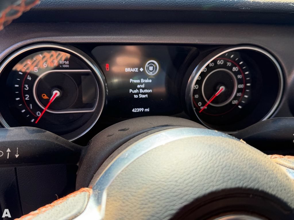 Used 2021 Jeep Gladiator Mojave w/ Trailer Tow Package AWD/4WD image 8