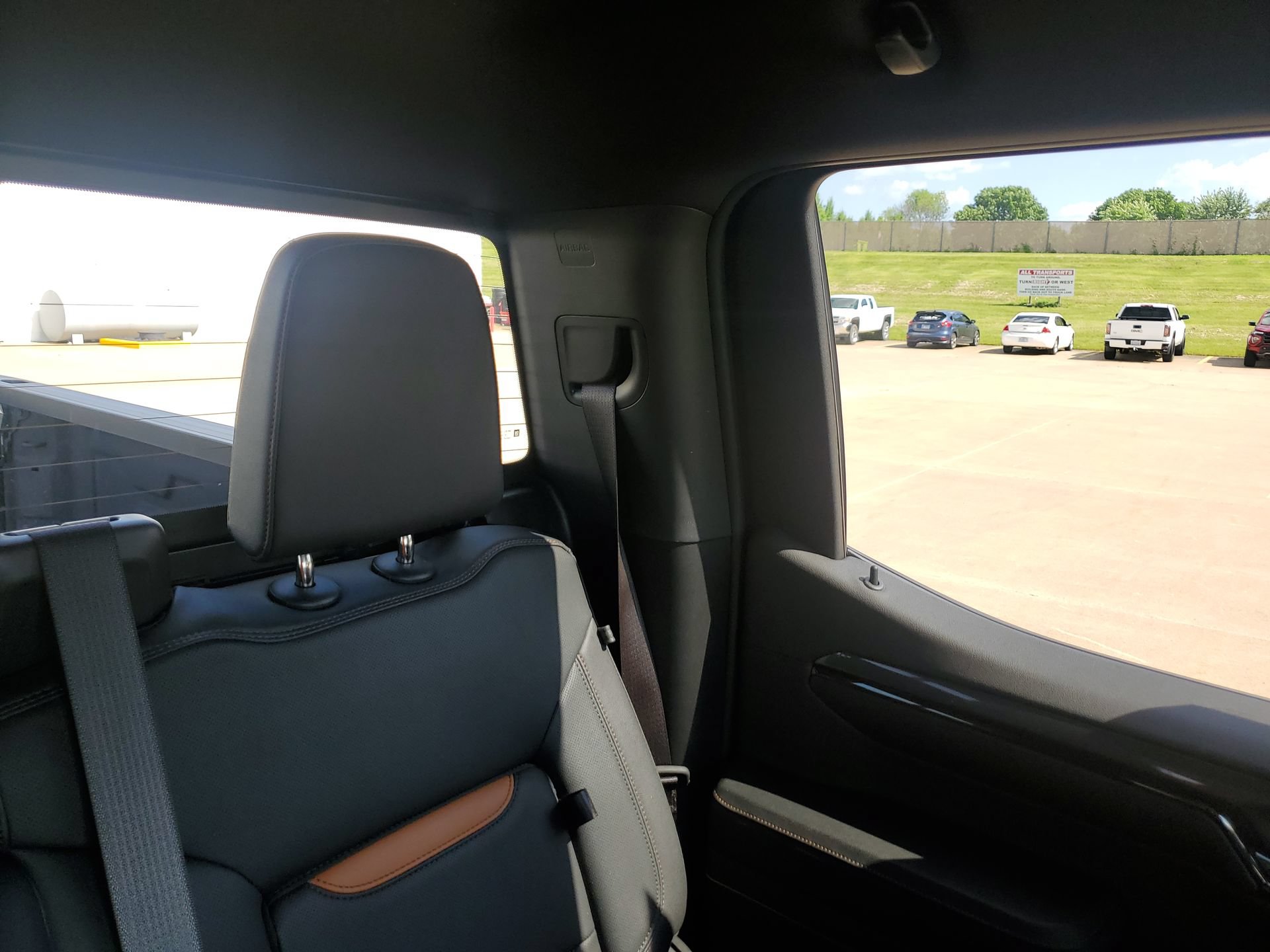 Used 2024 GMC Sierra 1500 AT4 w/ Technology Package AWD/4WD image 15