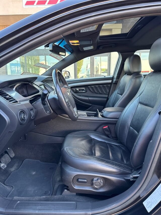 Used 2015 Ford Taurus SEL w/ Equipment Group 201A AWD/4WD image 9