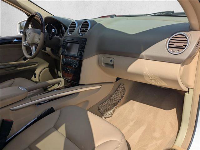 Used 2010 Mercedes-Benz ML 350 BlueTEC 4MATIC image 23