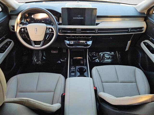 New 2026 Lincoln Corsair Premiere image 13