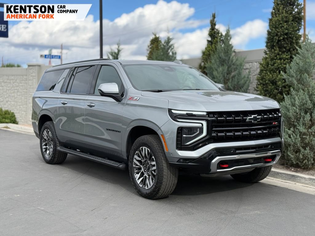 Used 2025 Chevrolet Suburban Z71 AWD/4WD image 13