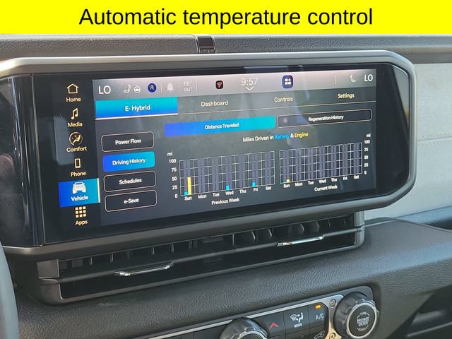 Used 2024 Jeep Wrangler Unlimited w/ Convenience Group AWD/4WD image 15