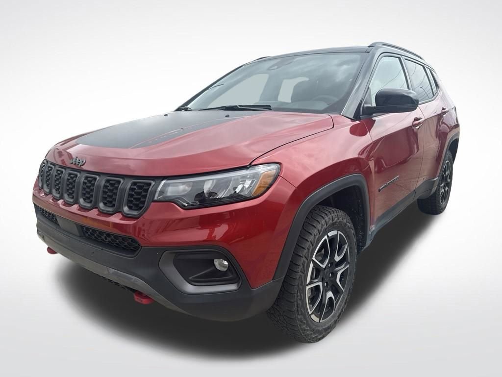 Used 2025 Jeep Compass Trailhawk AWD/4WD image 6