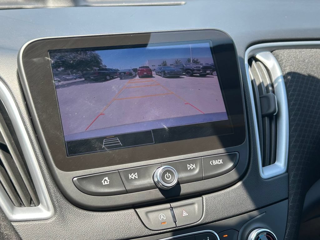 Used 2024 Chevrolet Malibu LT FWD image 30