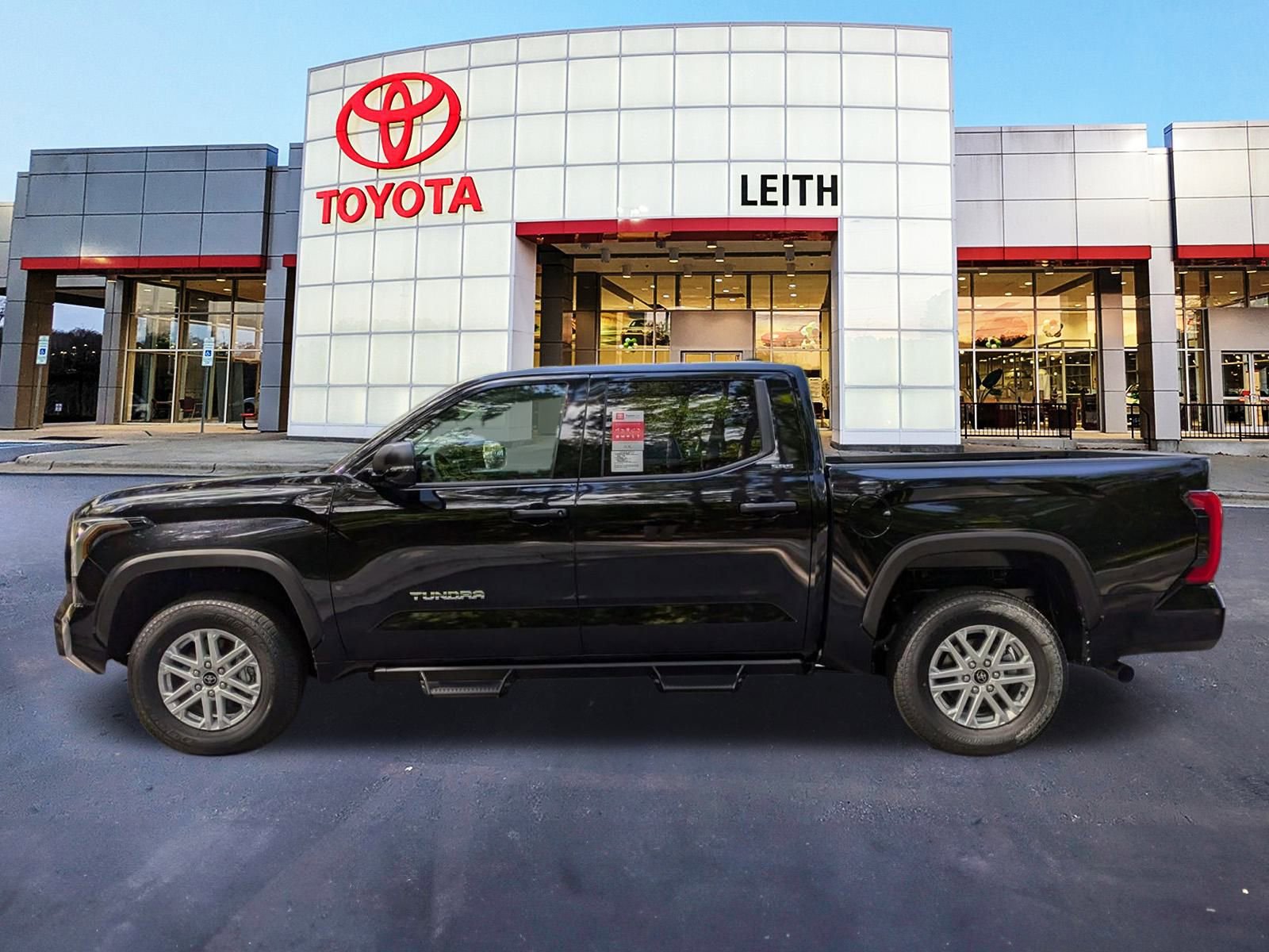 New 2024 Toyota Tundra SR5 image 8