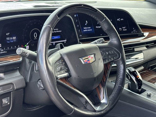 Used 2023 Cadillac Escalade Premium Luxury image 17
