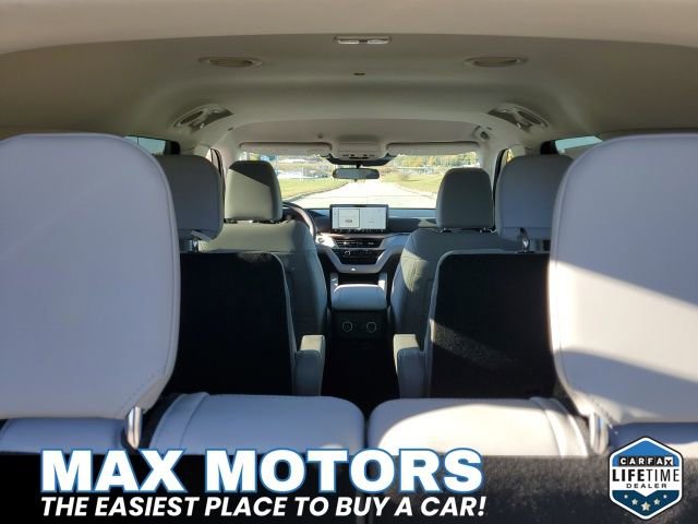New 2025 Ford Explorer Active w/ Active Comfort Package image 9