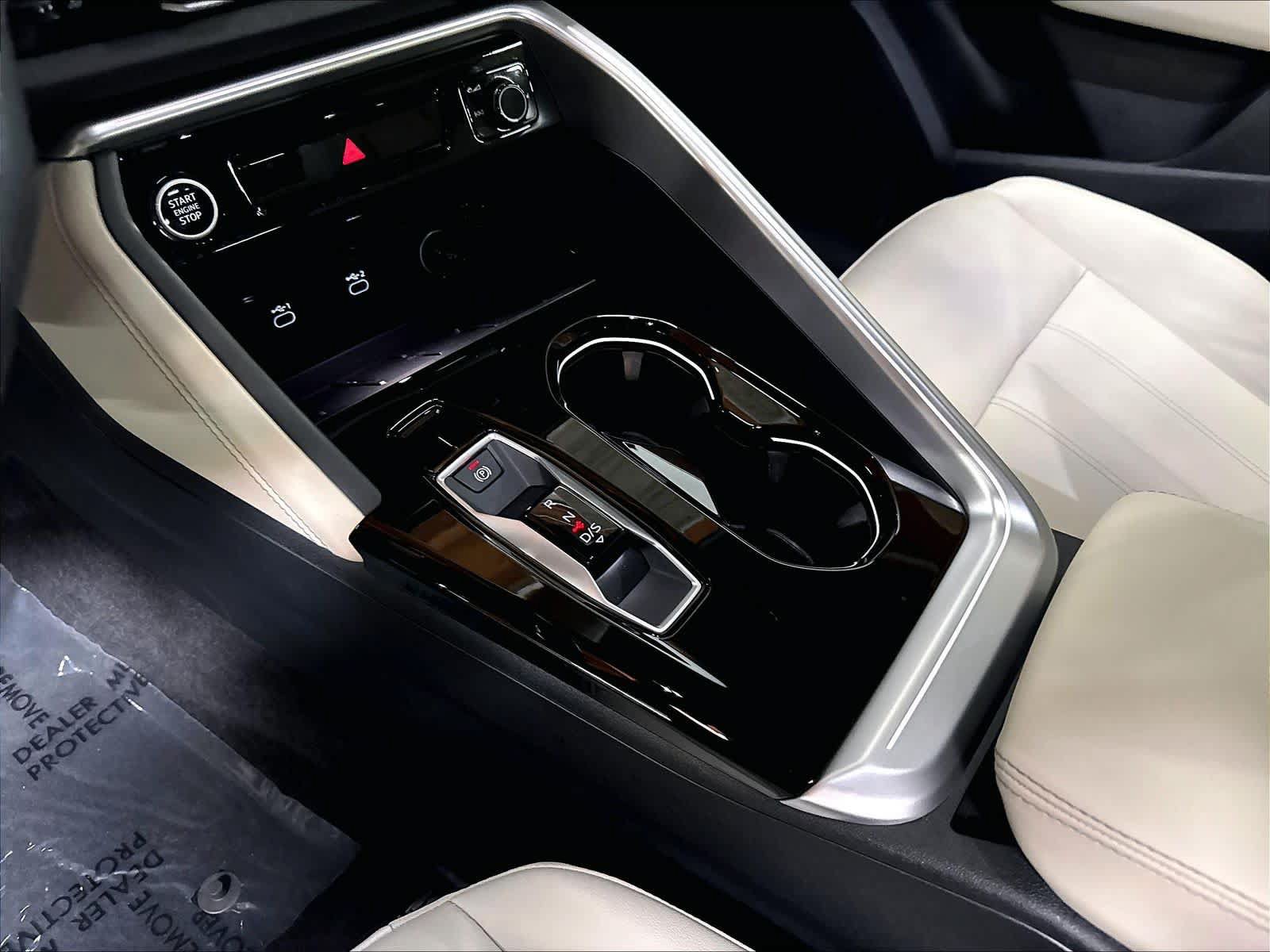 Used 2025 Audi Q5 Premium Plus AWD/4WD image 18