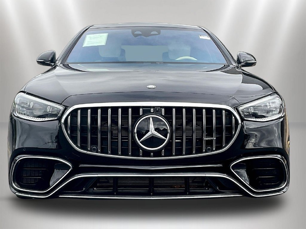 Used 2025 Mercedes-Benz S 63 AMG S w/ Rear Seat Package image 2