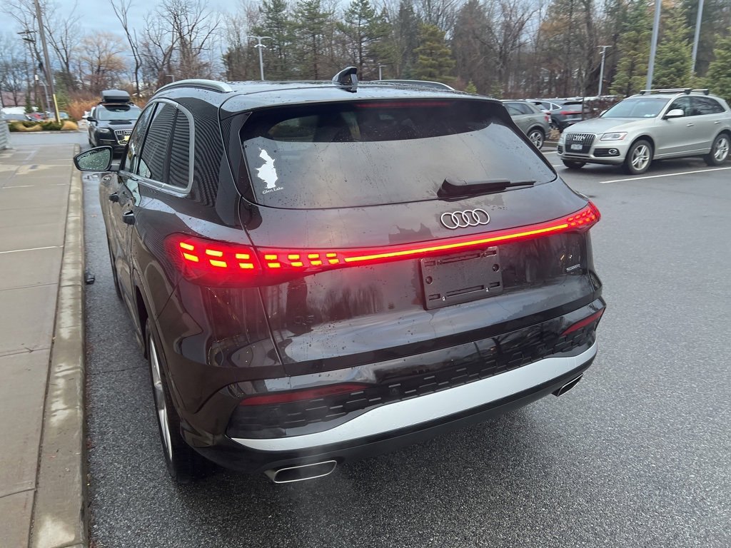 Certified 2025 Audi Q5 Premium Plus image 33
